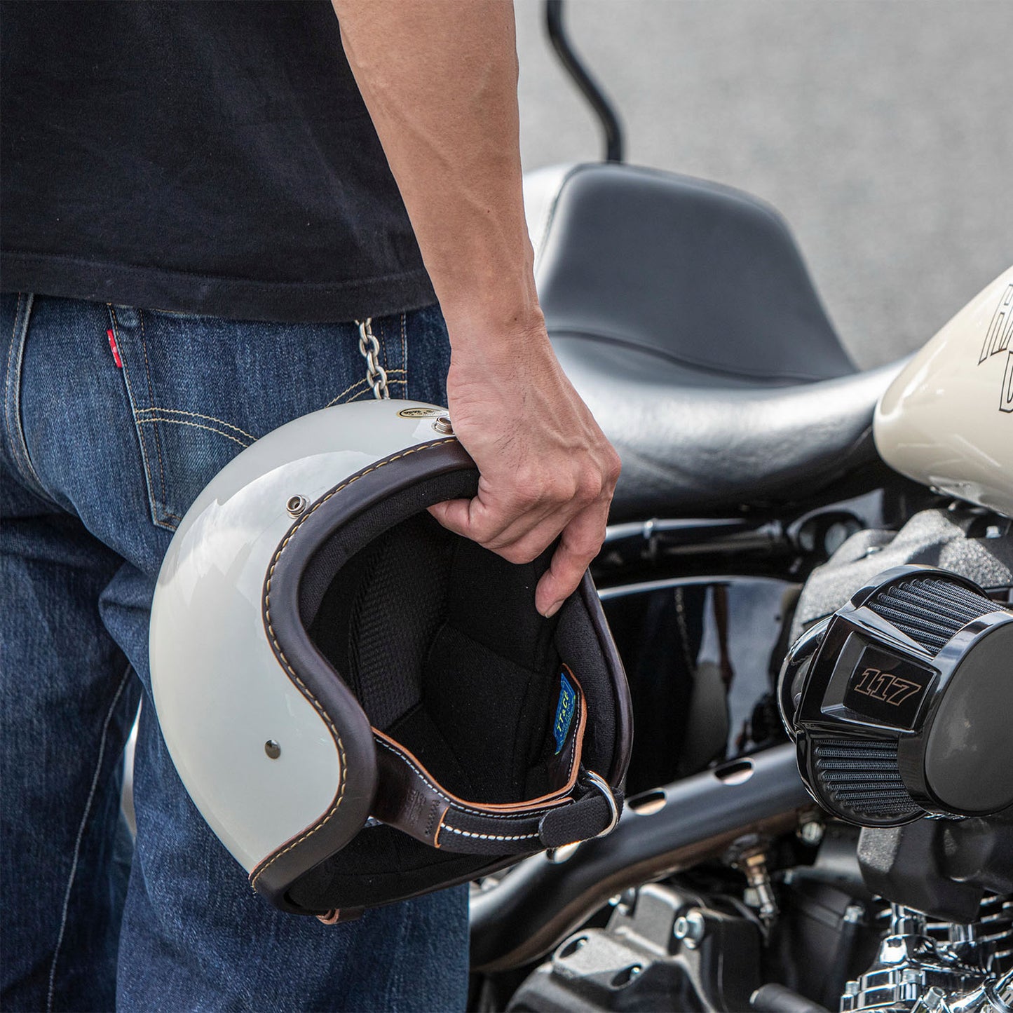 DOT SUPER MAGNUM LEATHER RIM SHOT BLACK LEATHER IVORY