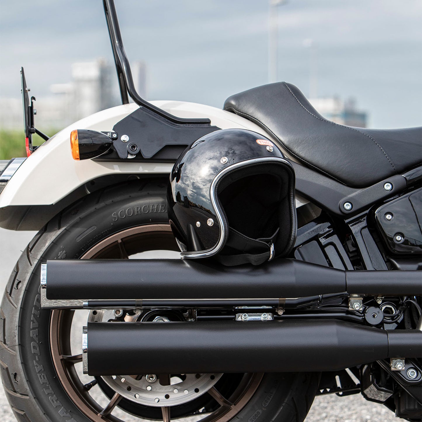 DOT SUPER MAGNUM CHROME TRIM BLACK