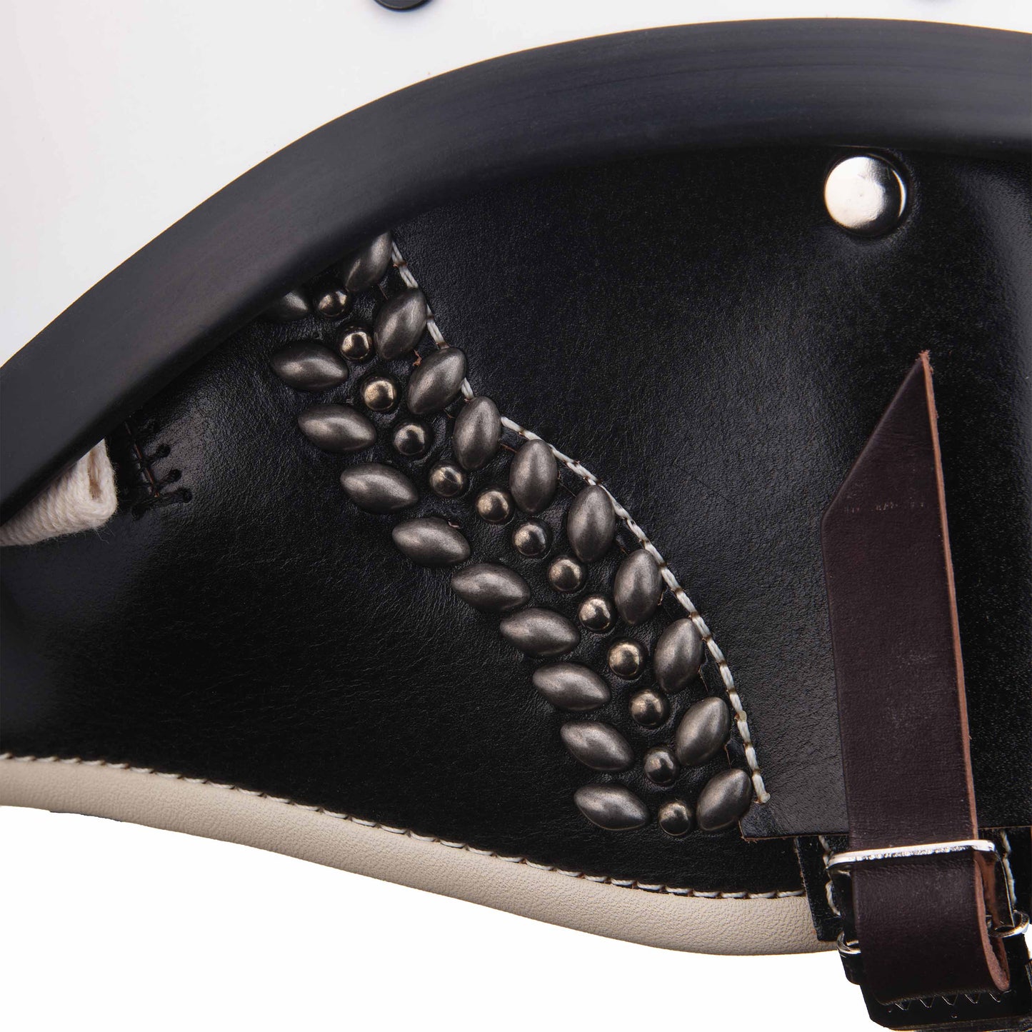 HIRO PATINA ART STUDIO & STUDS ONLY ONE No.069