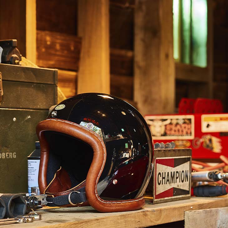 圆点超级大号复古皮革装饰棕色皮革黑色