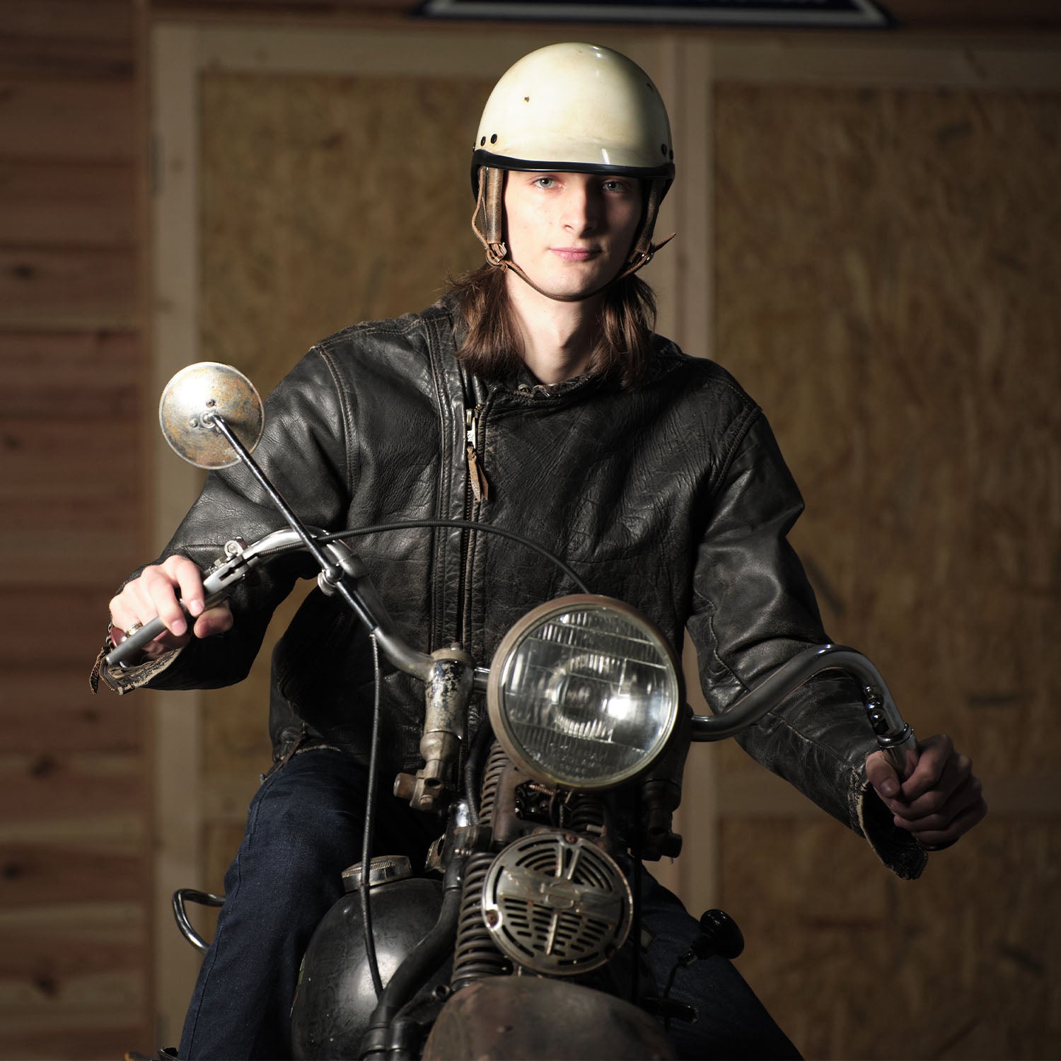 TT&CO. CLUBSTER AGED MOTORCYCLE HELMET NOVELTY – TT AND CO GLOBAL